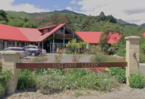 Dine in style near Pohara Beach. Eat in Golden Bay
